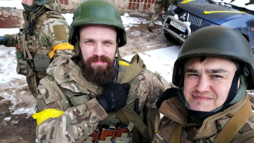 Zwei ukrainische Soldaten