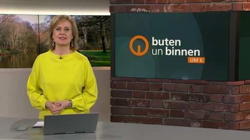 Moderatorin Kirsten Rademacher im buten un binnen Studio. 