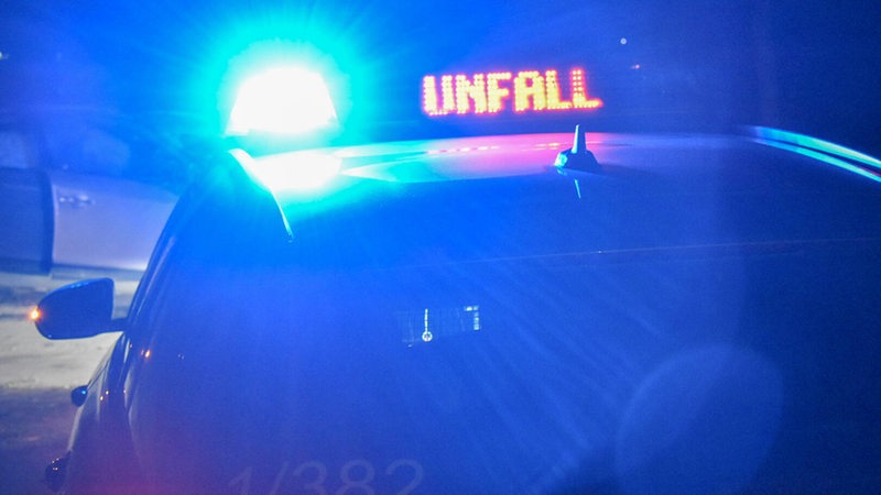 Ein Blaulicht mit der Aufschrift "Unfall"