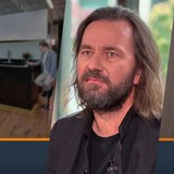 Uwe Gonther zu Gast bei Felix Krömer mit Schriftzug