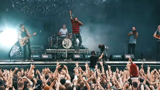 Ein Auftritt der Band Versengold vor Publikum.