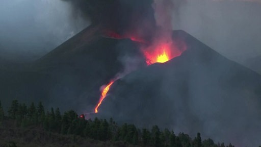 Der ausbrechende Vulkan Cumbre Vieja auf la Palma.