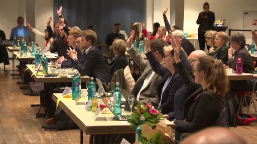 Der Stadtrat in Oldenburg bei der Wahl.
