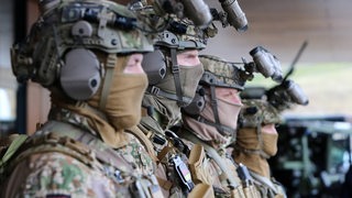 Eine Gruppe von Bundeswehrsoldaten der KSK