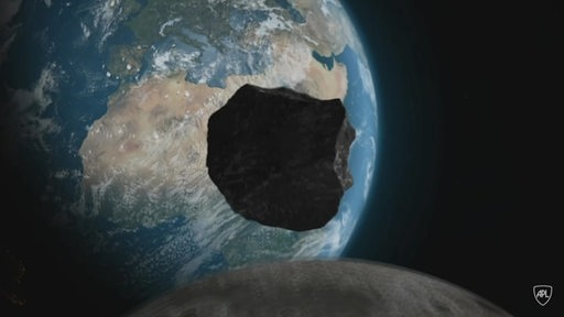 Ein Asteroid fliegt im Weltall und im Hintergrund ist die Erde zu sehen.