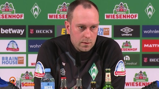 Ole Werner, Fußballtrainer von Werder Bremen, bei einem Interview.