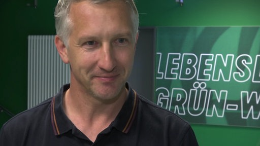 Der Werder Bremen Geschäftsführer Frank Baumann im Interview.