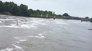 Die Weser am Weserwehr