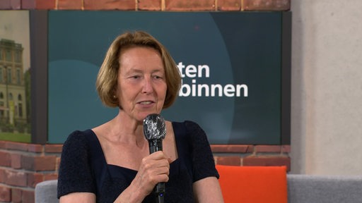 Wiebke Ahrndt im Studio von buten un binnen.