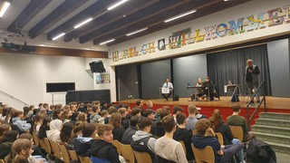 Foto von der Diskussion am Gymnasium in Lilienthal